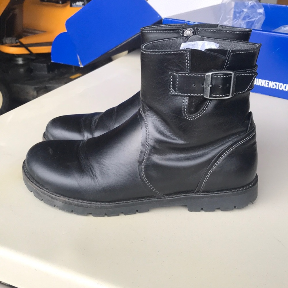 Birkenstock Stowe Black Boot 9.5/40 EUC
